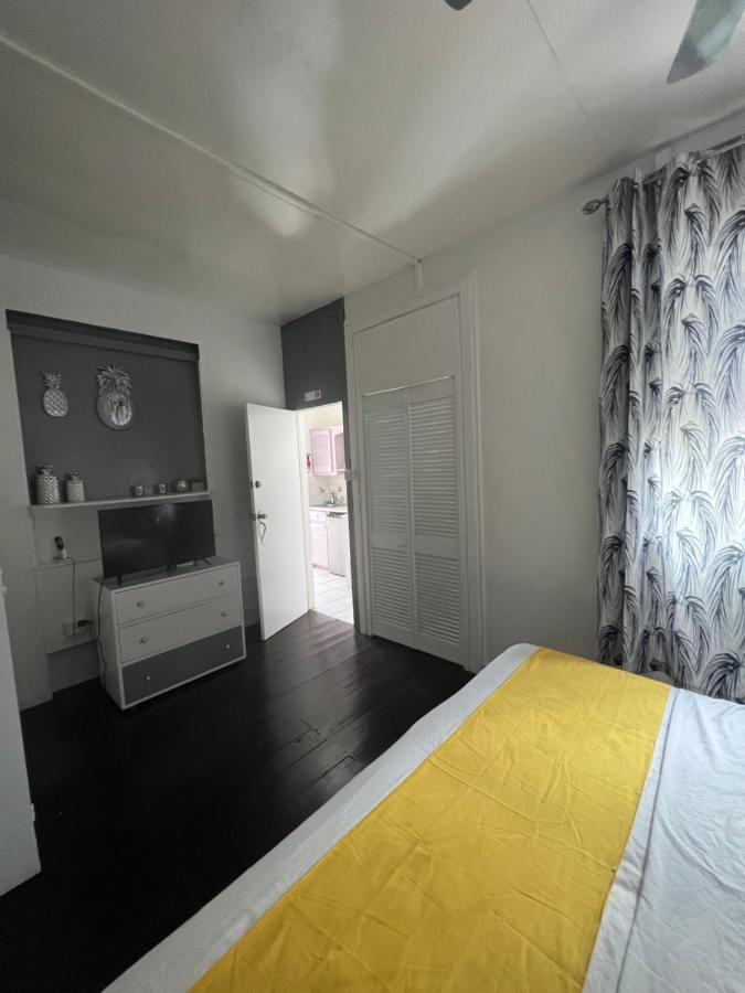 Beach Guest House Cleverdale Bridgetown Buitenkant foto