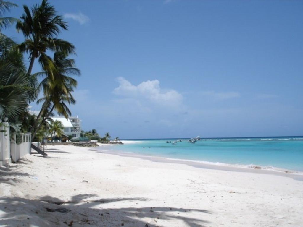 Beach Guest House Cleverdale Bridgetown Buitenkant foto